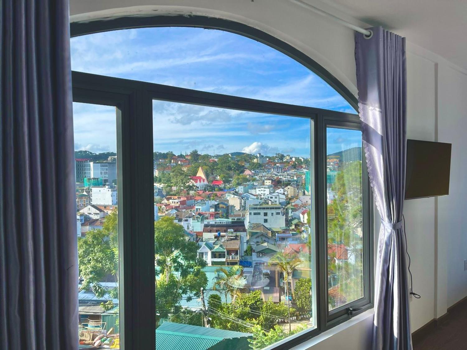 Torino Hotel Dalat Exteriör bild